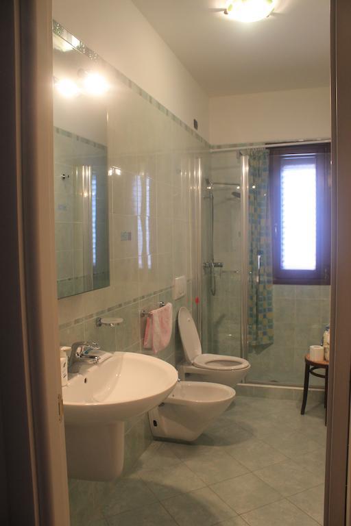 B&B Julia Gallipoli Bagian luar foto